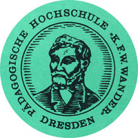 © Archiv TUD; Das Logo der ehemaligen PH Dresden  1989