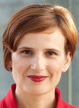 ©Anke Illing; Katja Kipping gehört seit 2005 dem Deutschen Bundestag an. Seit 2012 ist sie gemeinsam mit Bernd Riexinger Vorsitzende der Partei Die Linke.