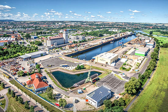 © SBO; Luftbild des Alberthafens Dresden. Von hier aus lenkt Heiko Loroff die Geschicke von sechs Häfen zwei Ländern.
